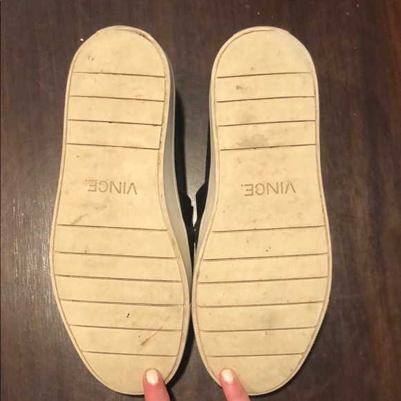 Vince Black Suede Slip-On Sneaker Size 35.5 - Picture 2 of 3